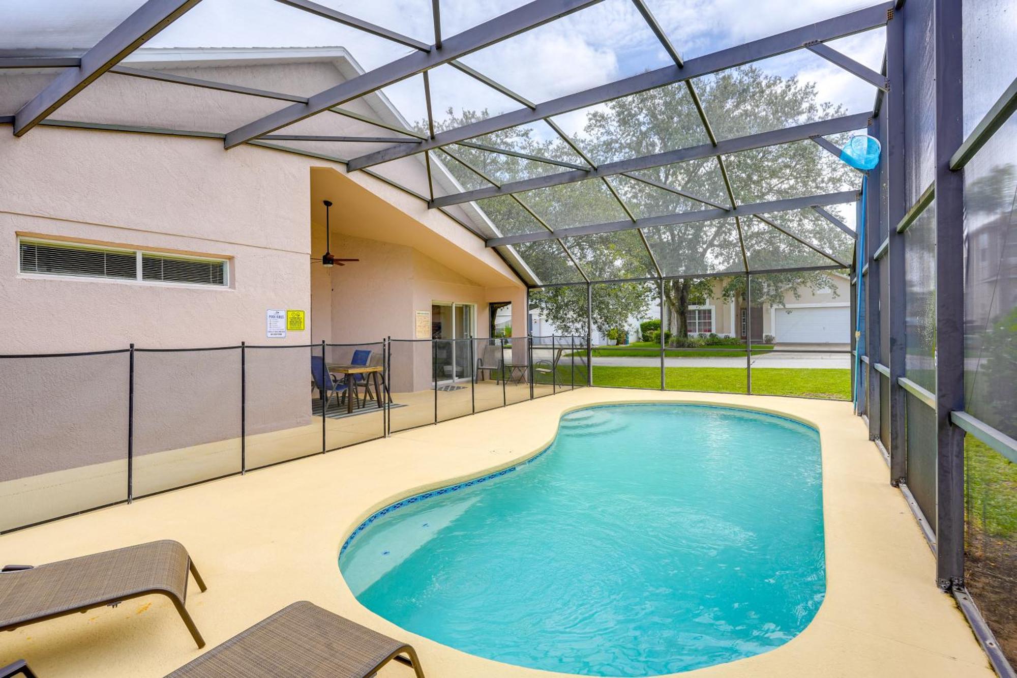 Family Home With Pool On Award-Winning Golf Course! เฮนส์ซิตี้ ภายนอก รูปภาพ